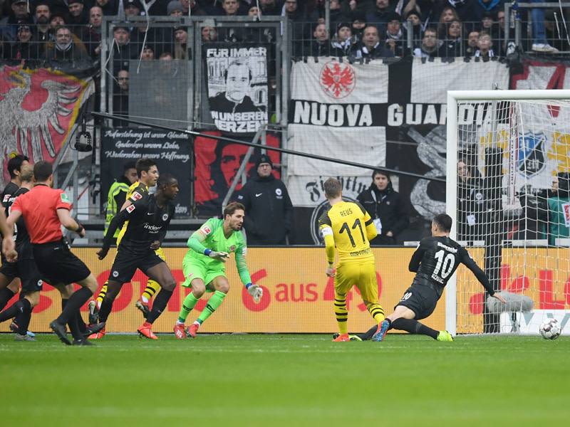 Marco Reus (M.) traf gegen Frankfurt zum zwischenzeitlichen 1:0.