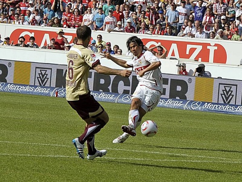 Klassenerhalt: Mit Okazakis erstem Treffer f&#252;r den VfB war der Abstiegskampf erledigt.