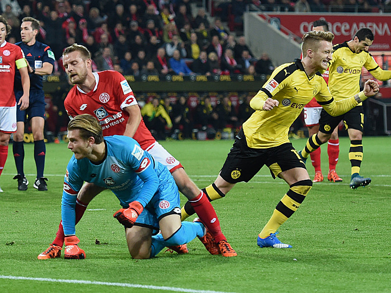 Drin! Marco Reus bejubelt seinen Treffer zur Dortmunder F&#252;hrung. 