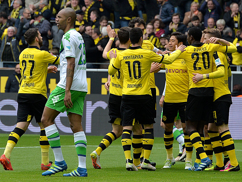 Dortmund jubelt nach dem Doppelschlag zu Beginn. 