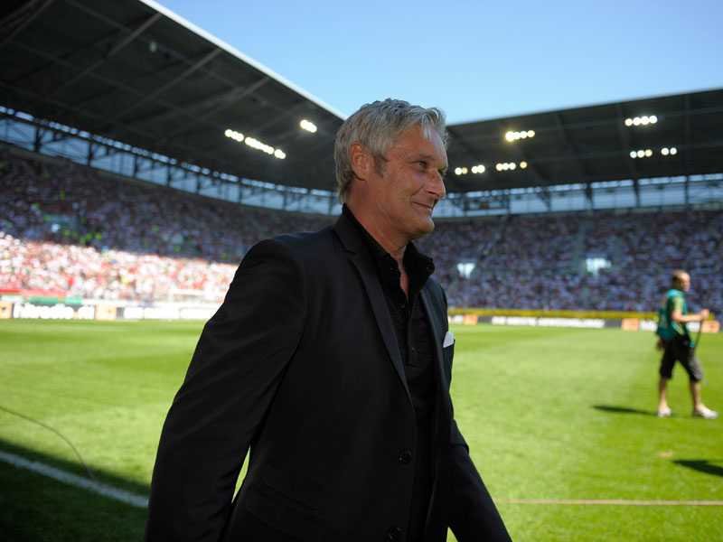 Neue Aufgabe: Armin Veh &#252;bernimmt den Trainerposten bei Eintracht Frankfurt. 