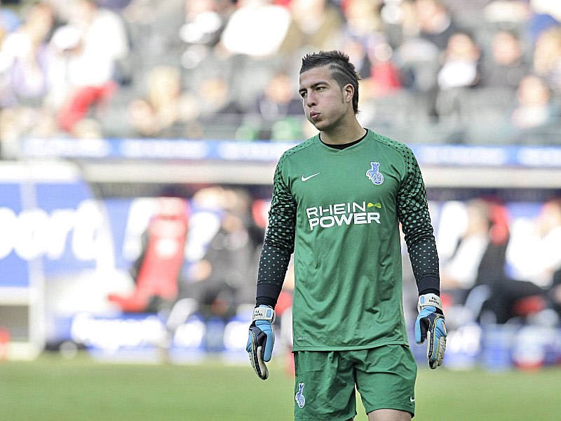 Sieht sein Fehlverhalten ein und muss nun eine Geldstrafe entrichten: Duisburgs Keeper Florian Fromlowitz.