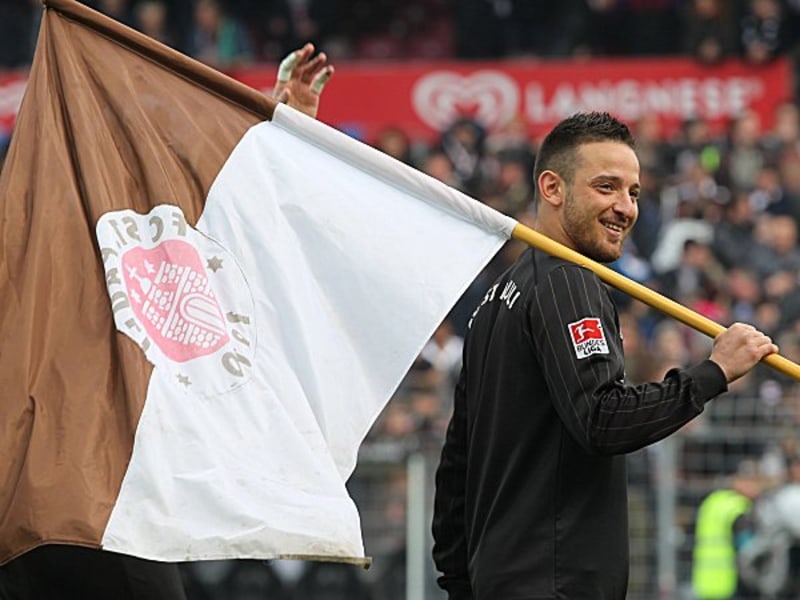 Rollt die Fahne zum Saisonende ein: Deniz Naki unterschreibt keinen neuen Vertrag.