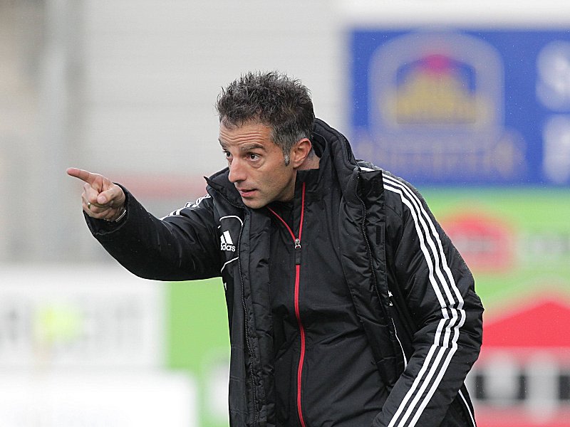 Der FC Ingolstadt hat einen guten Lauf. Von Aufstieg m&#246;chte Trainer Tomas Oral aber auf keinen Fall sprechen. 