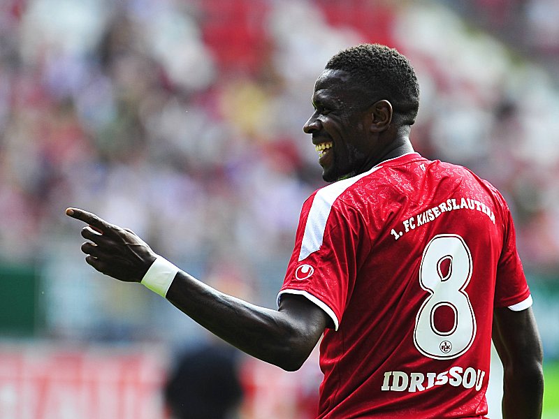 Sturmpartner gesucht: Mohamadou Idrissou.