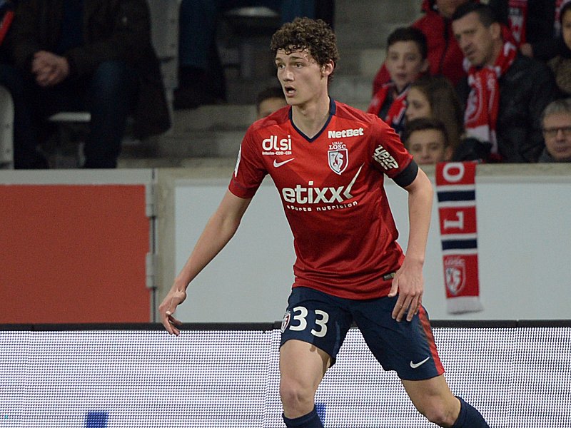 Lilles Benjamin Pavard soll die Defensive beim VfB stabilisieren.
