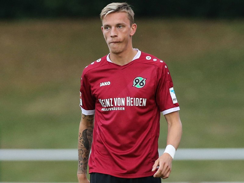 Kein Platz im Zweitliga-Team: Hannovers Marius Wolf muss zur U 21.