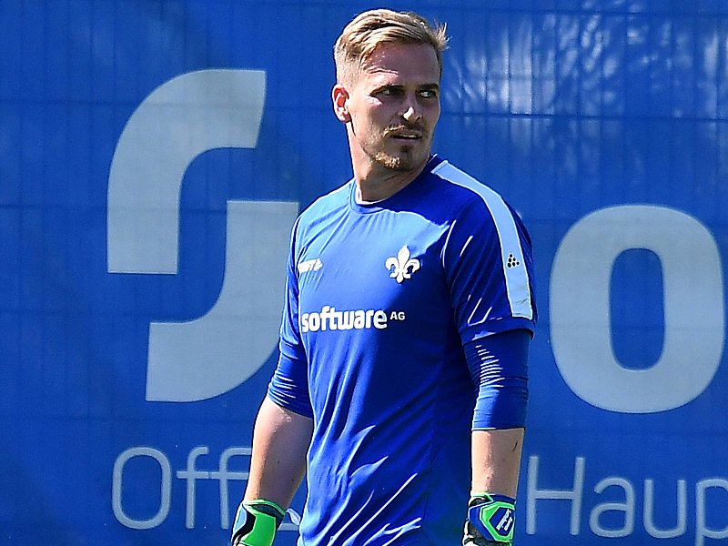 Keeper Rouven Sattelmaier spielt derzeit in Darmstadt vor.
