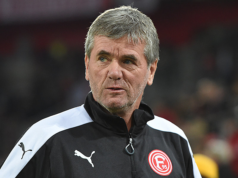 Will mit seiner Mannschaft in Hamburg punkten: Fortuna-Coach Friedhelm Funkel.
