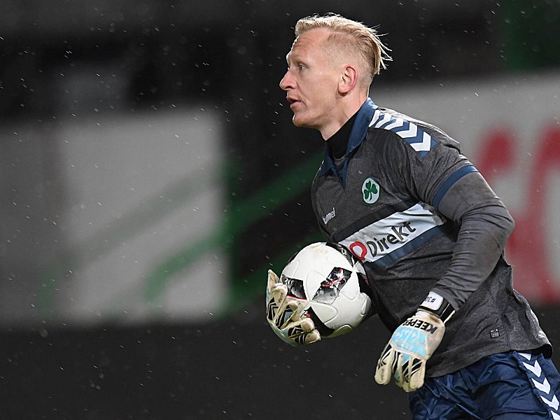 Fürth verlängert mit Burchert und Funk kicker