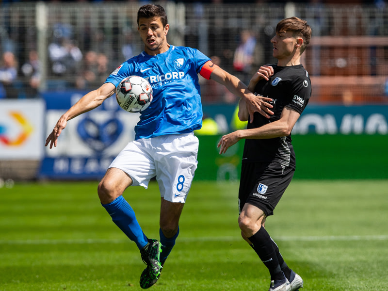 Einen Schritt voraus: Bochum mit Kapit&#228;n Anthony Losilla hatte gegen Magdeburg und Charles-Elie Laprevotte die Nase vorn.