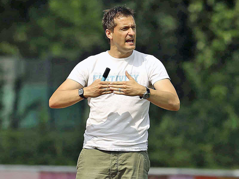 Hat durch den Umbruch viel zu tun: Germania-Coach Achim Hollerieth.