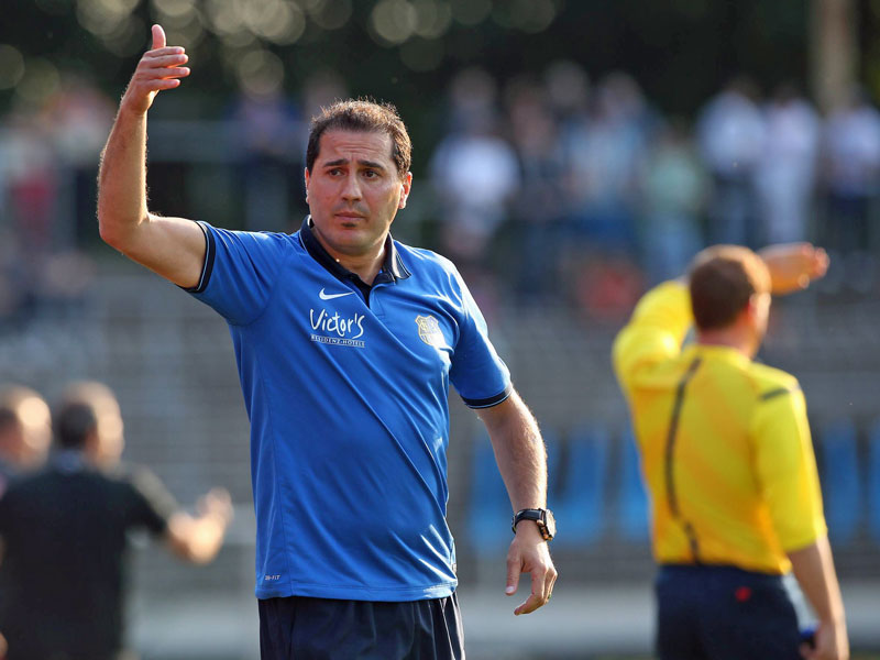 Trifft mit seiner Elf im Topspiel am Freitag auf die Offenbacher Kickers: FCS-Coach Fuat Kilic.