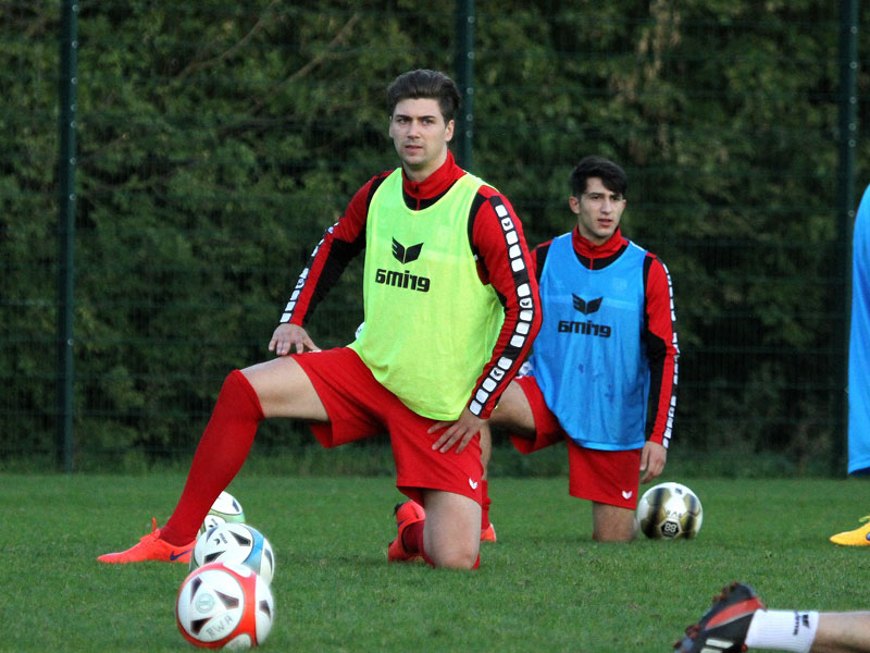 Ab sofort nicht nur im Training, sondern auch in Spielen f&#252;r Rot Weiss Ahlen aktiv: Rico Weiler.