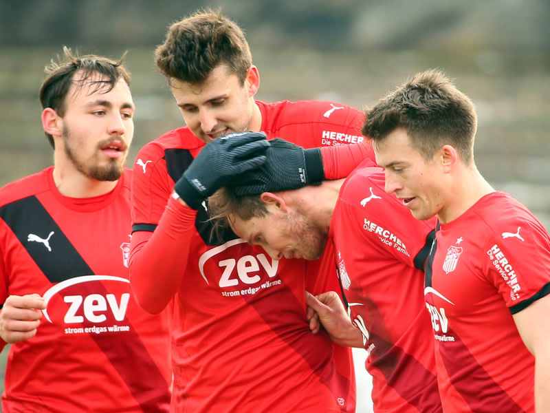 Jubel in Zwickau: Nach 23 Spieltagen f&#252;hrt der FSV die Regionalliga Nordost souver&#228;n an.