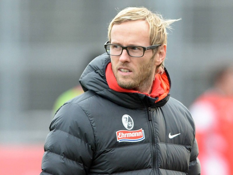 Will mit Freiburgs U23 den Abstand nach oben verk&#252;rzen: SC-Coach Martin Schweizer.
