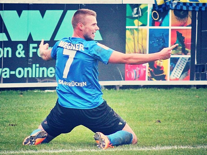 Will ab kommender Saison mit dem TSV Steinbach jubeln: Angreifer Dennis Wegner.