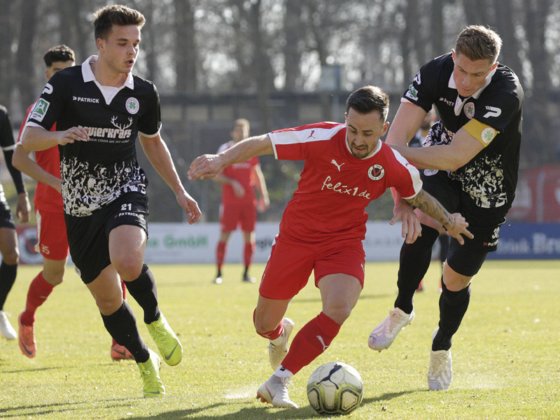 Zweikampf um den Aufstieg in der Regionalliga West: Oberhausen hofft Spitzenreiter K&#246;ln stolpern zu sehen.