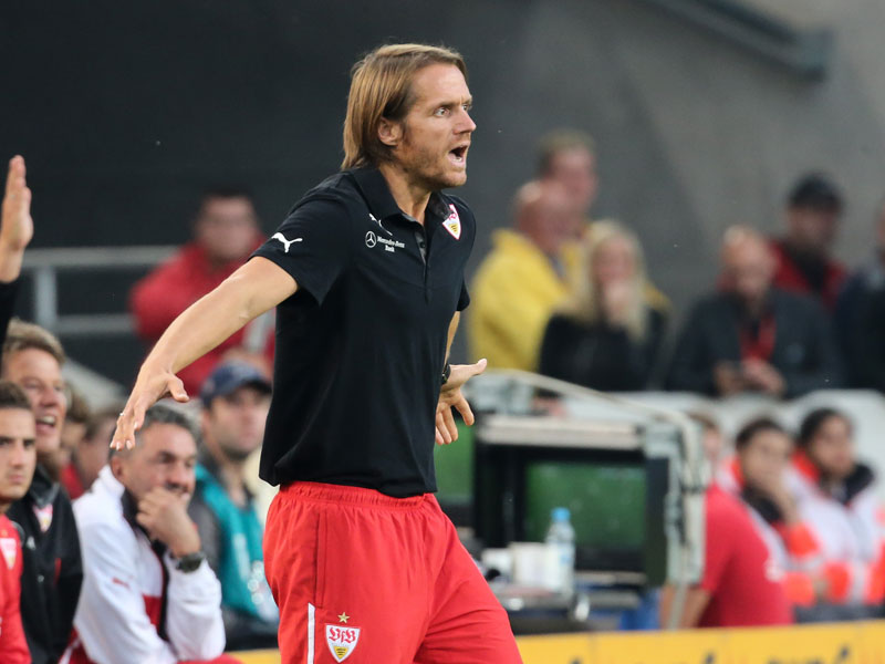 Bringt in Freiburg vielleicht ein paar &quot;frische Spieler&quot;: VfB-Trainer Thomas Schneider.