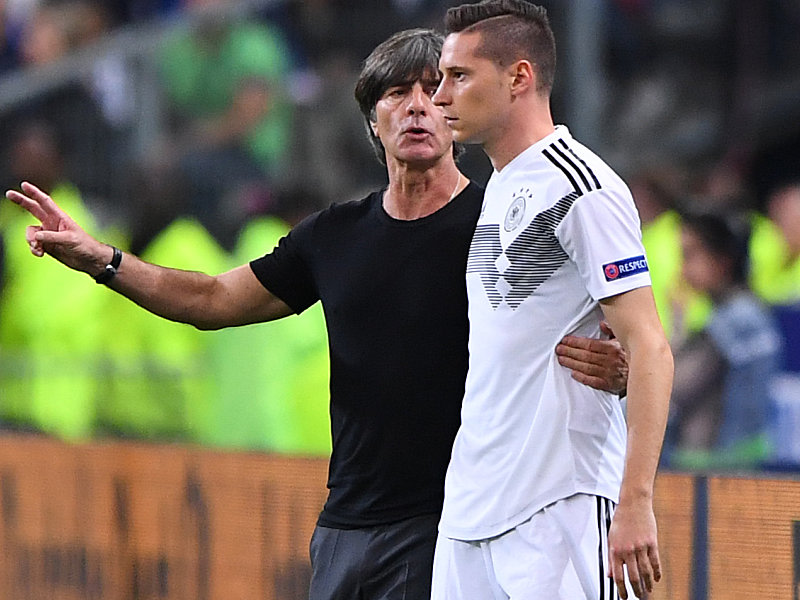 Kann Bundestrainer Joachim L&#246;w gegen Russland nicht helfen: Julian Draxler.