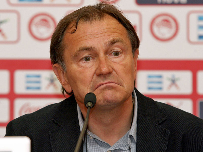 Entlassen: Ewald Lienen ist nicht mehr Trainer von AEK Athen.