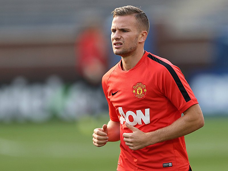 Tom Cleverley verl&#228;sst Manchester United und wechselt zu Aston Villa.