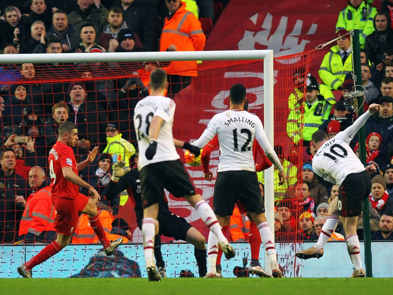 Siegtreffer gegen den Erzrivalen: Wayne Rooney schie&#223;t zum 1:0 f&#252;r Manchester United ein.