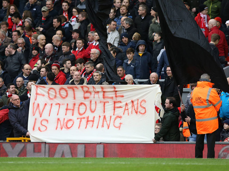 &quot;Ohne Fans ist Fu&#223;ball nichts&quot;: Liverpool-Fans protestieren beim Heimspiel gegen Sunderland gegen die Ticketpreise.