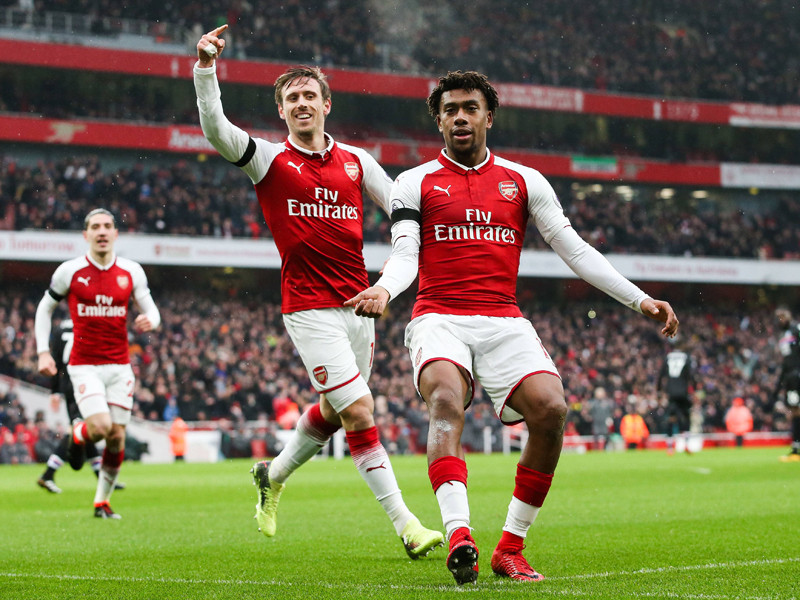Torfestival im Emirates: Alex Iwobi feiert seinen Treffer zum 2:0 f&#252;r Arsenal.