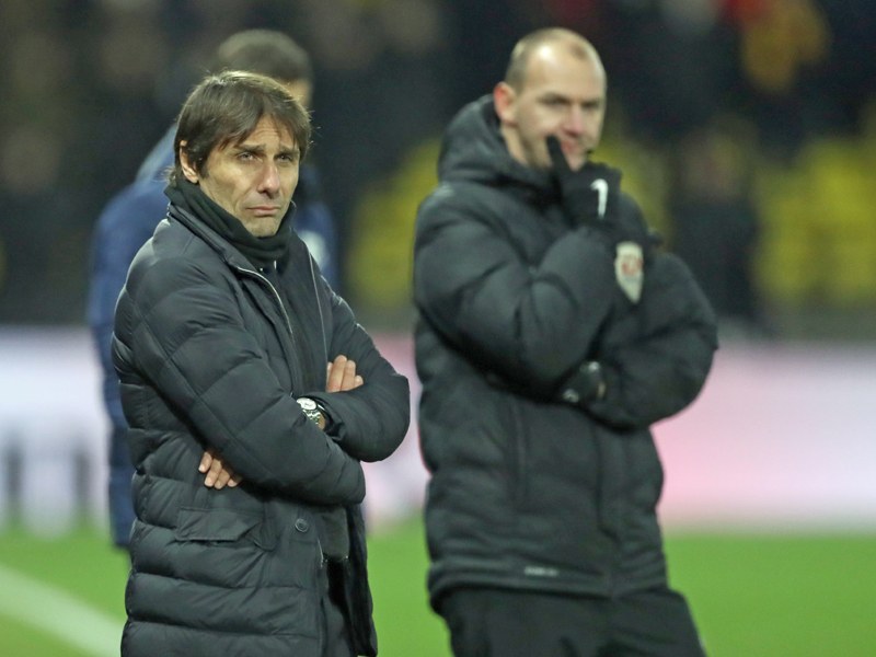 &quot;Druck? Welcher Druck?&quot; Chelsea-Trainer Antonio Conte am Montagabend in Watford.