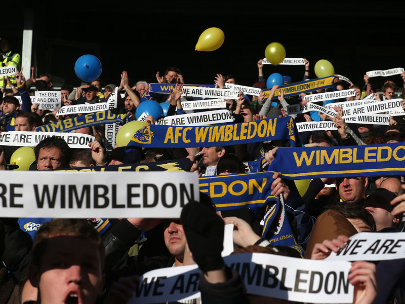 Duell mit Dieben: Die Fans des AFC Wimbledon treffen am Samstag erstmals auf Ligaebene auf die Milton Keynes Dons.