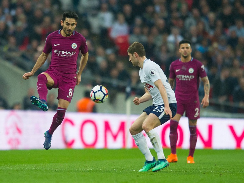 Gegen die Spurs wieder in der Startelf: Ilkay G&#252;ndogan (l.).