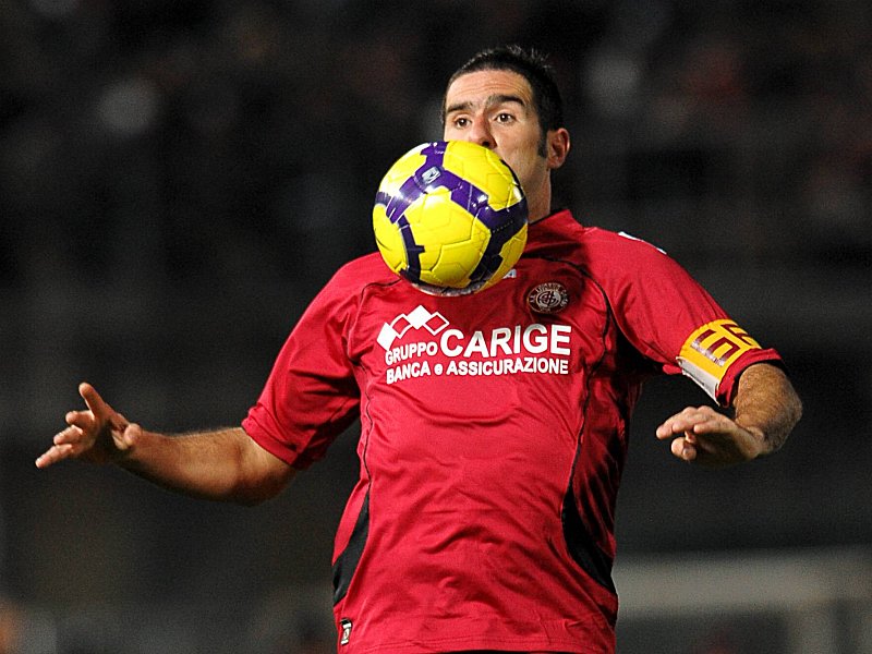 Weiter in der Serie A unterwegs: Cristiano Lucarelli wechselt zum SSC Neapel.