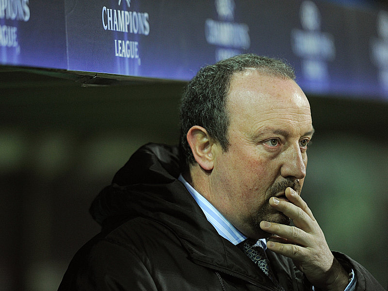 Inters Boss Massimo Moratti fordert von Trainer Rafael Benitez den Gewinn der Klub-WM. 