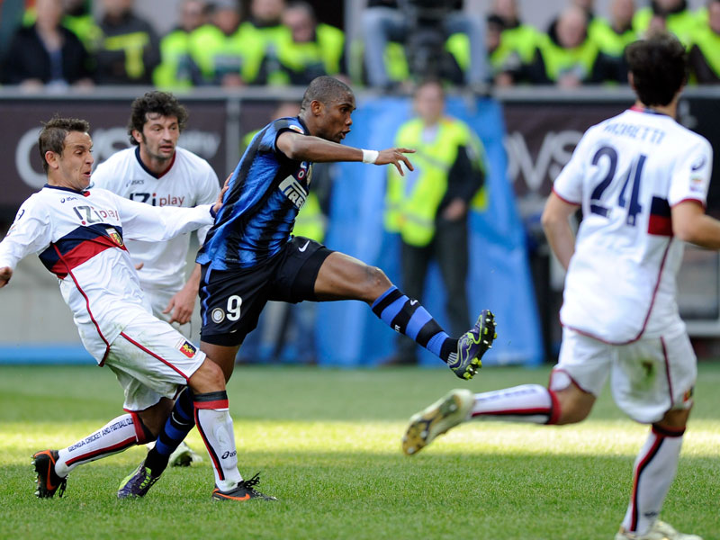 Samuel Eto&apos;o erzielte zwei Treffer beim Inter-Sieg &#252;ber Genua.