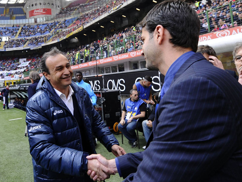Am Sonntag sch&#252;ttelte Pasquale Marino noch dem neuen Inter-Coach Andrea Stramaccioni die Hand, tags darauf wurde er in Genua entlassen.