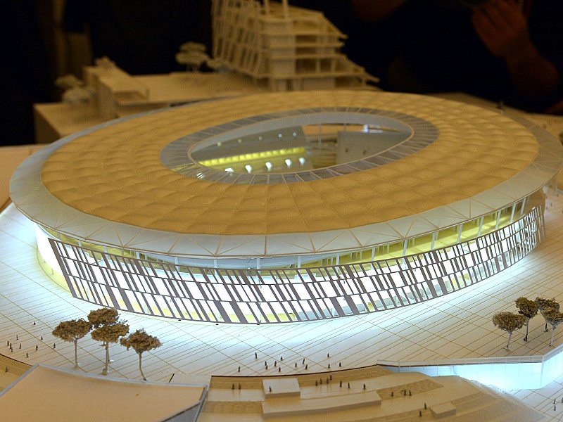 Aus einem Modell wird Wirklichkeit: Das Stadio della Roma wird gebaut.