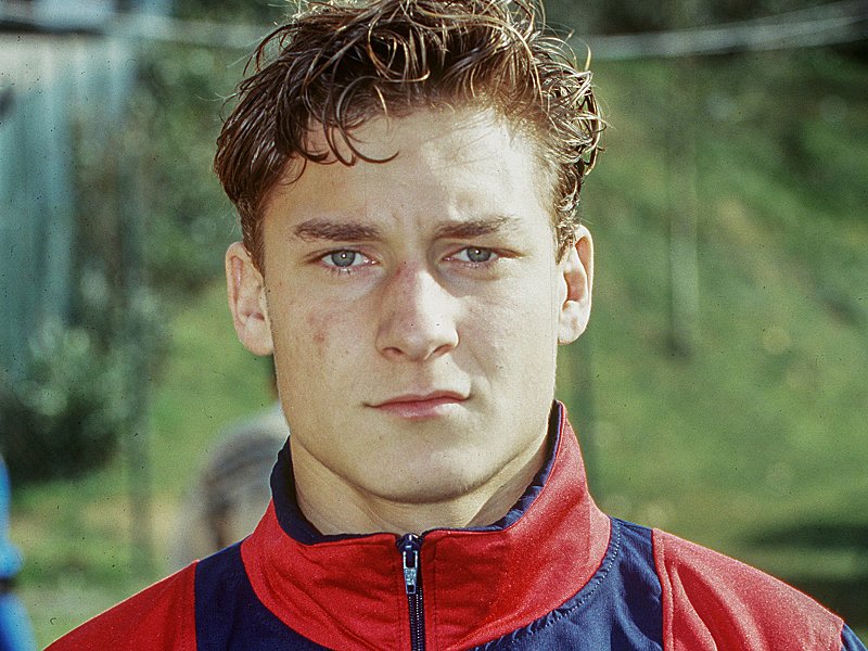 Der Beginn einer gro&#223;artigen Geschichte: Roma-Ikone Francesco Totti im Jahr 1993.