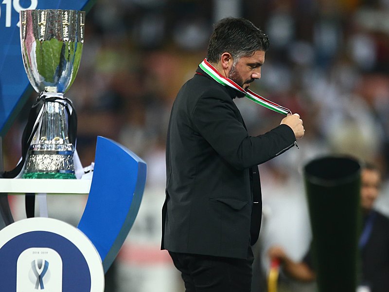 Sein Verhalten beim Supercoppa-Spiel in Saudi-Arabien f&#252;hrt zu einer Sperre: Milan-Coach Gennaro Gattuso.