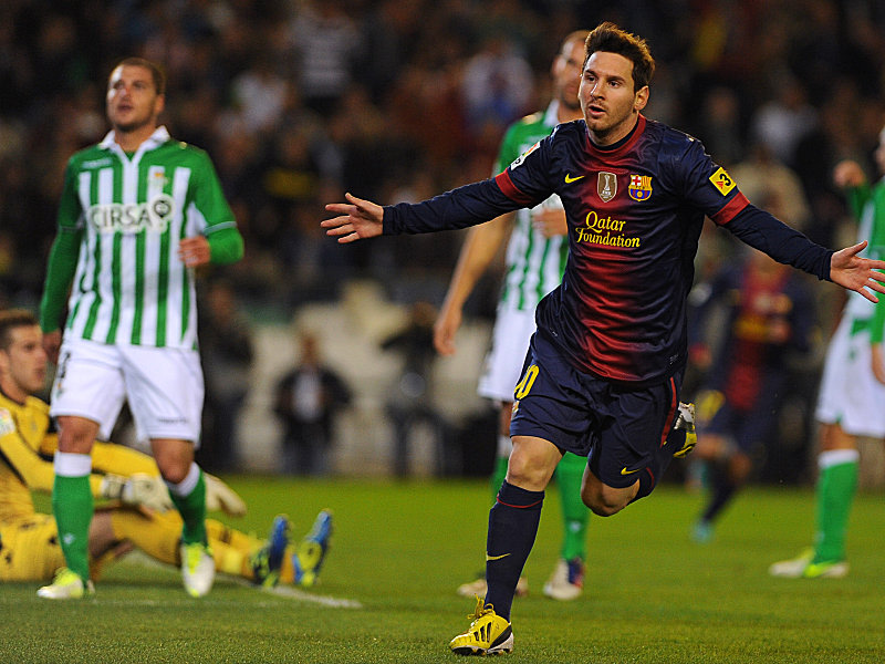 Vollbracht: Messi dreht nach Treffer 86 im Kalenderjahr 2012 jubelnd ab.