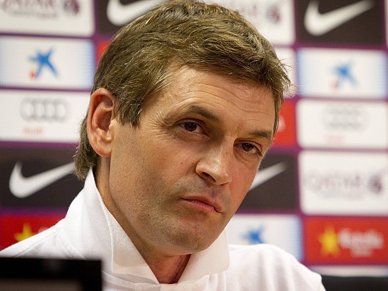Tito Vilanova ist erneut an Krebs erkrankt und als Trainer des FC Barcelona zur&#252;ckgetreten.