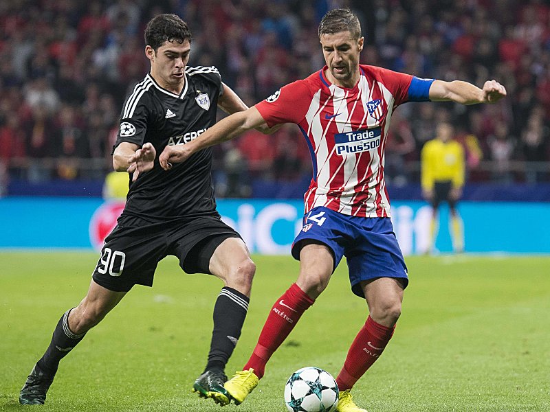 Atletico-Kapit&#228;n Gabi gegen Qarabags Ramil Sheidaev.