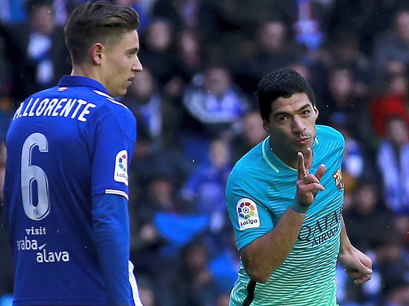 Luis Suarez erzielte das erste und das letzte Tor im Spiel bei Alaves. 