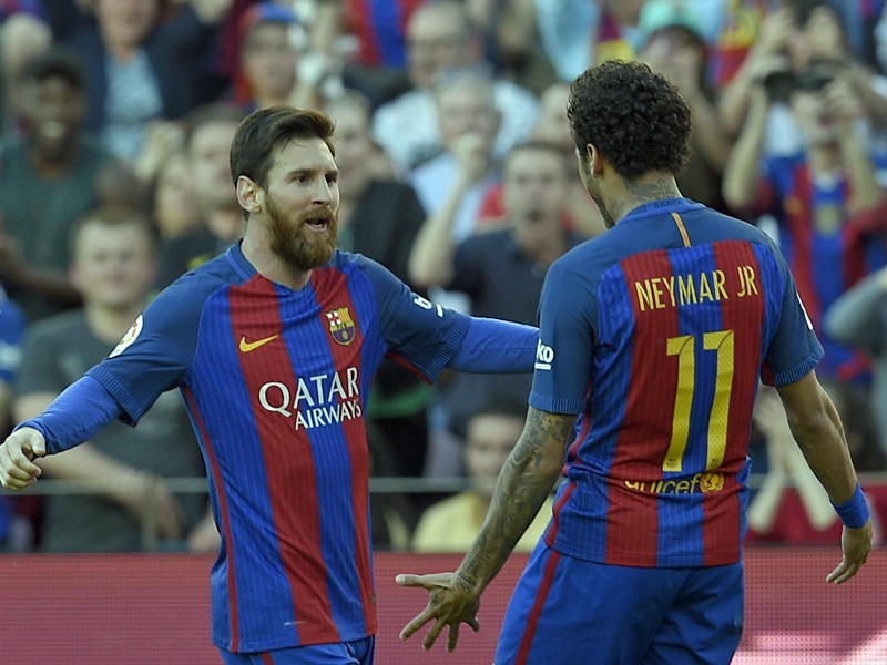 Torjubel: Lionel Messi und Neymar zeigten sich gegen Villarreal gut aufgelegt.   