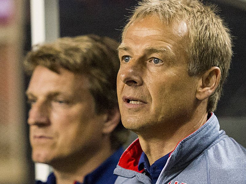 Will mit seiner US-Auswahl zum Confed-Cup: J&#252;rgen Klinsmann, links Andreas Herzog.