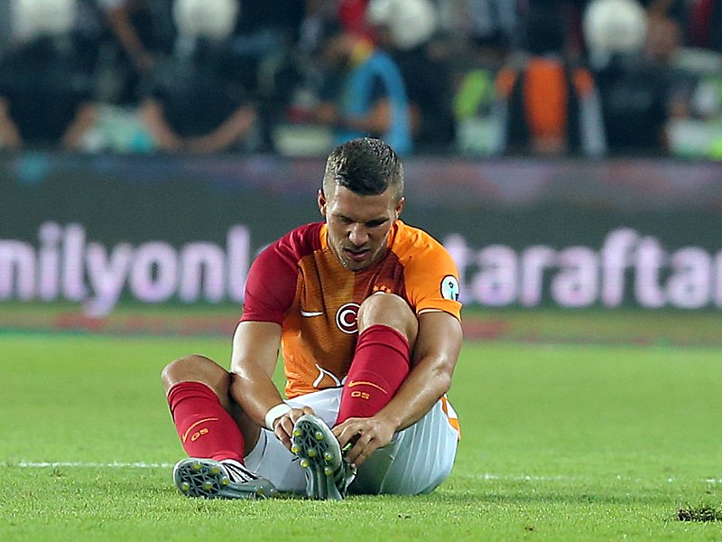 Erlebte Galatasarays Supercup-Sieg nicht mehr auf dem Platz: Lukas Podolski.