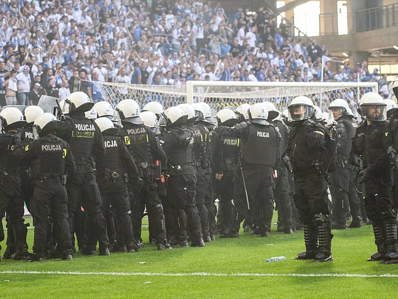 Polizeieinsatz mit Folgen: Lech Posen wurde hart bestraft.