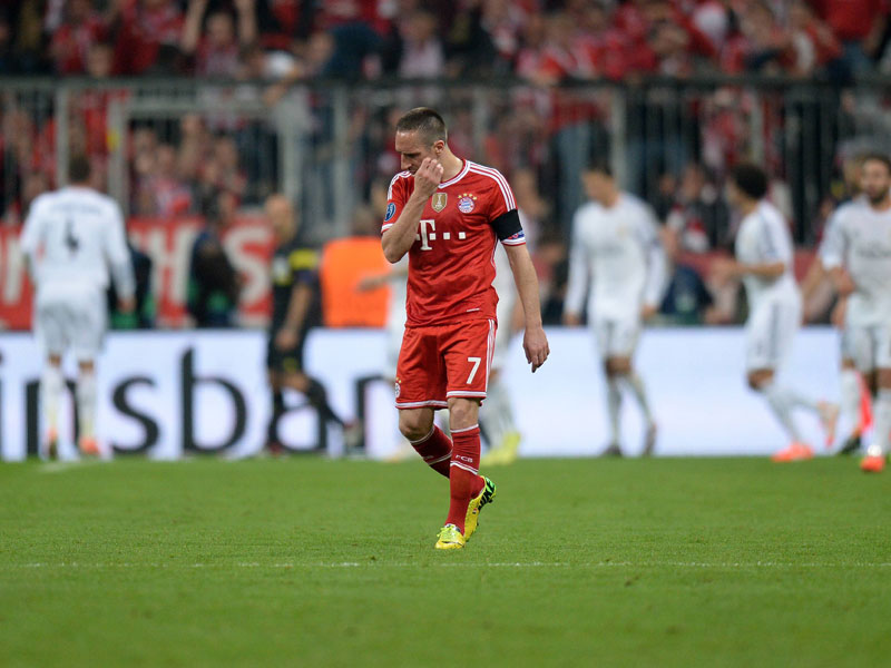 &quot;Was ist hier los?&quot; Franck Ribery und die Bayern erlebten gegen Real Madrid ein historisches Debakel.