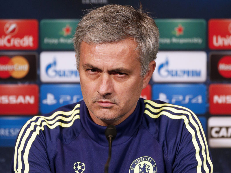 Nicht jede Frage gefiel ihm auf der Pressekonferenz am Montagabend: Chelsea-Trainer Jos&#233; Mourinho.