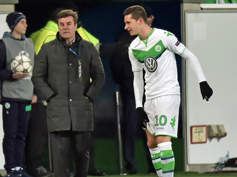 Schmerzen im Oberschenkel: Wolfsburgs Julian Draxler hielt bis zur 78. Minute durch. 